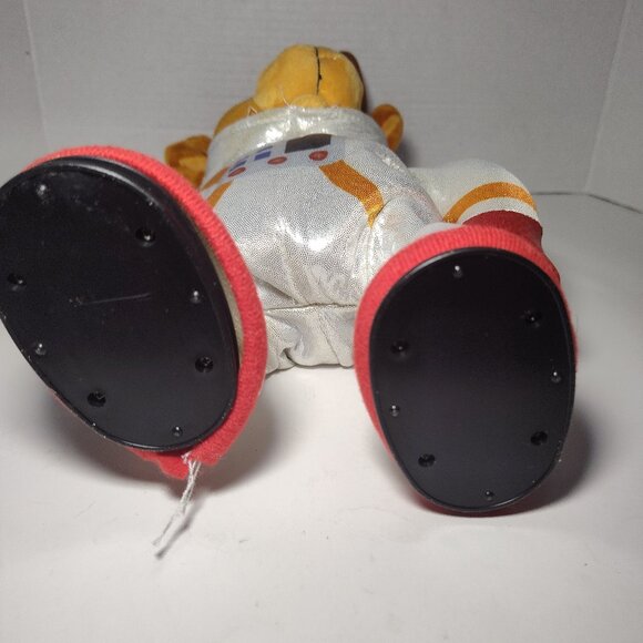 Gemmy Christmas Animated Reindeer in Space Suit – Lights/Sound – Walmart 118860 - Picture 8 of 10